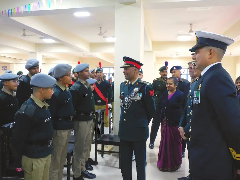 Sainik School Cadets in Conversation with officer